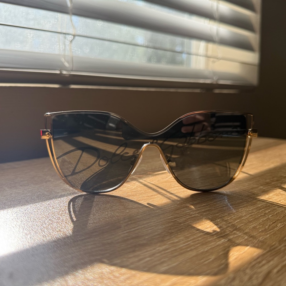 Dolce & Gabbana Sunglass